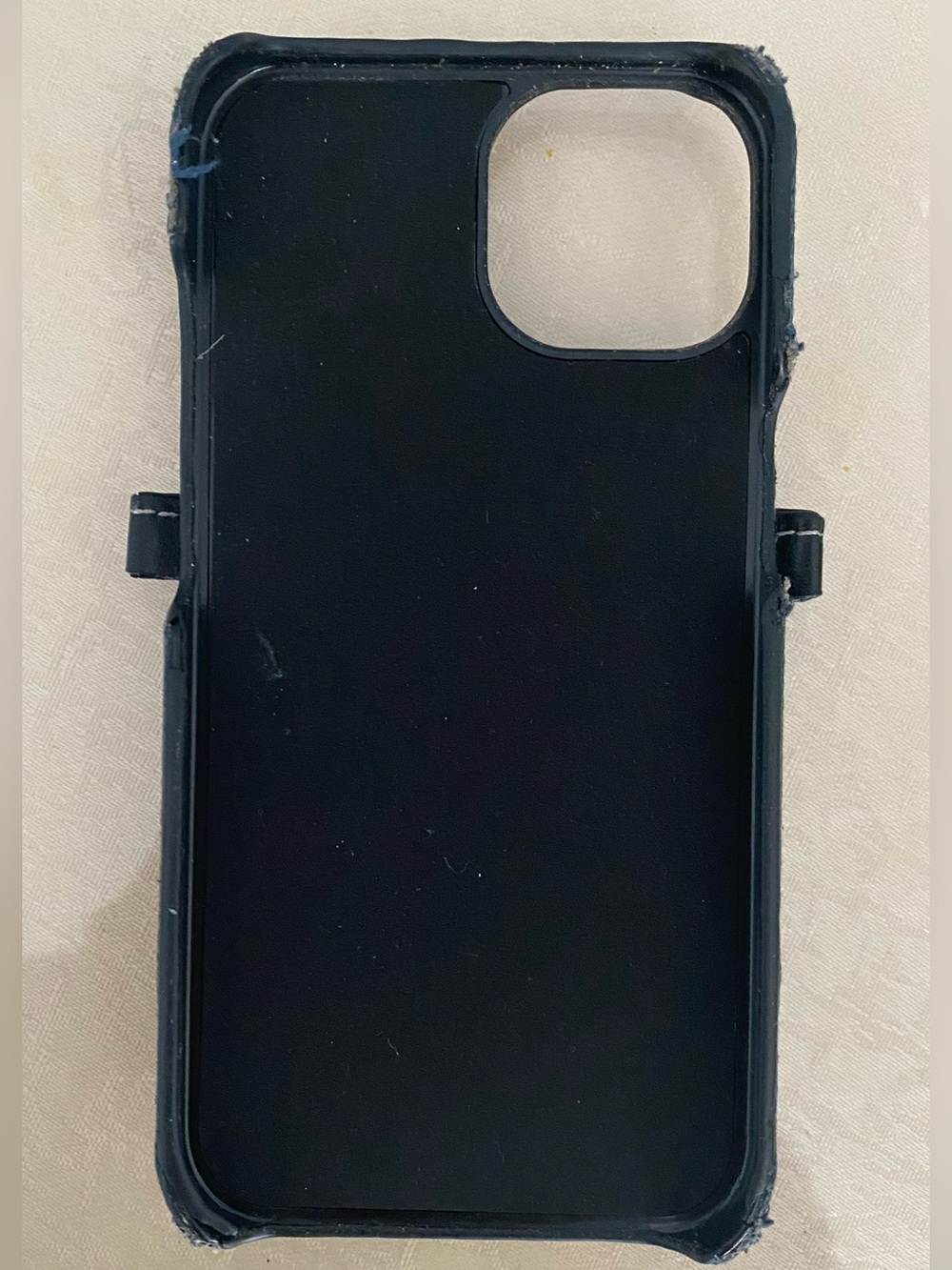 iPhone 13 case - Picture 2 of 2